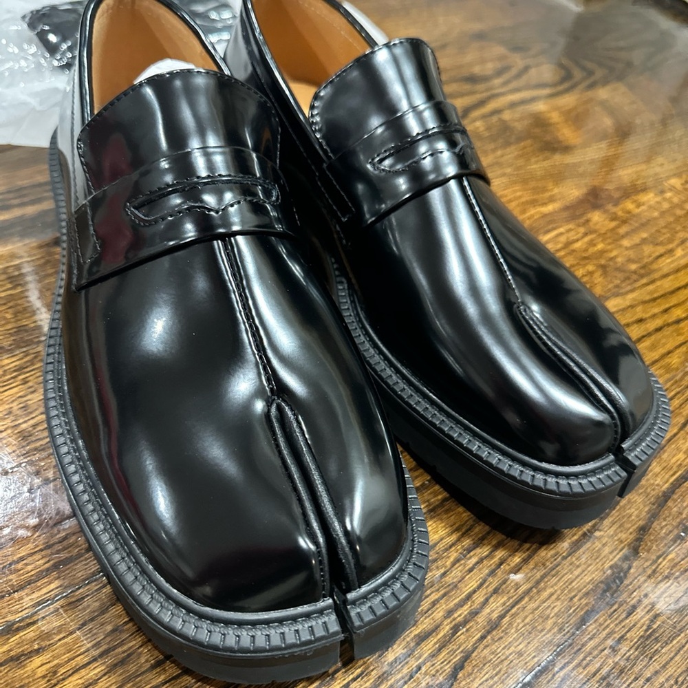 Bonchini Tabi Black Split Toe Loafers size 12 NEW